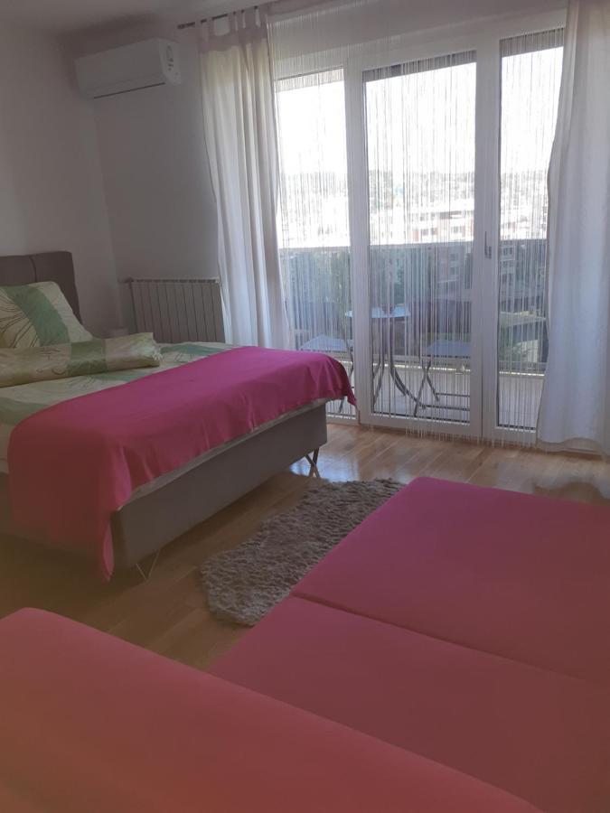 Apartman Krasula Добой Екстериор снимка